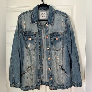 Used-LIKE NEW Women’s Jean Jacket Size 8